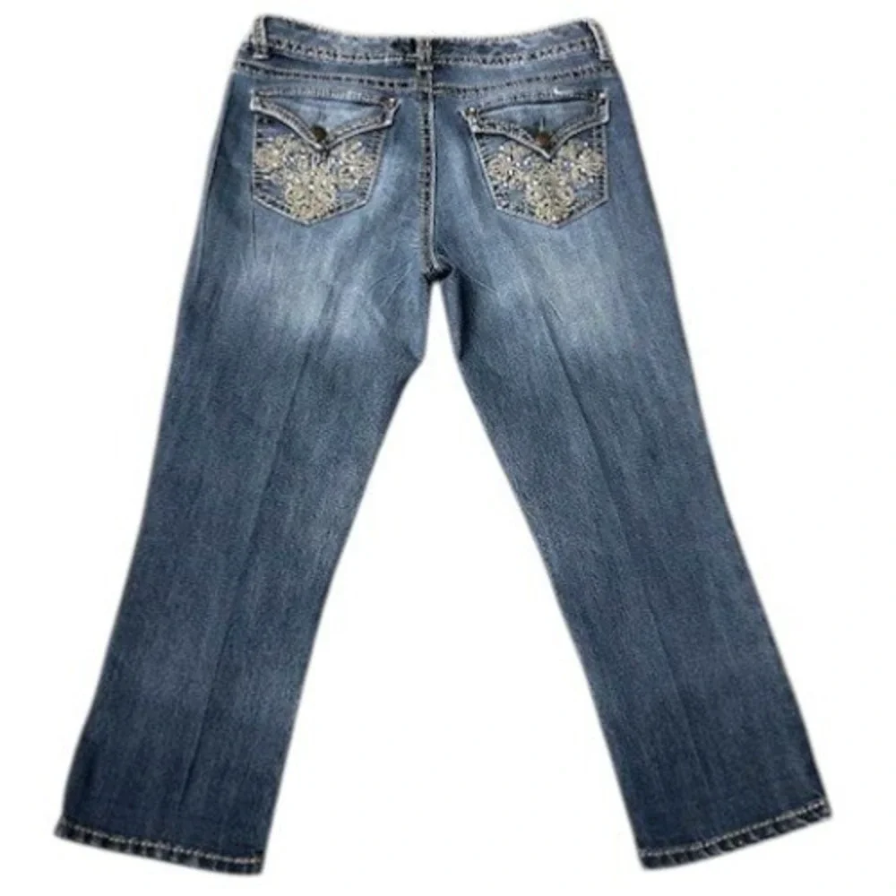 Nine West Cropped Jeans Womens Sz 8/29 Blue Denim Embroidered Sequin Back Pocket